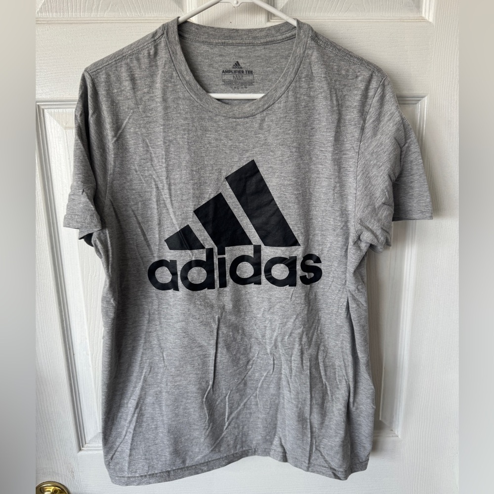 Adidas Amplifier Tee in Heather Gray